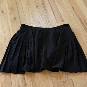 SPANX Black Pleated Skirt